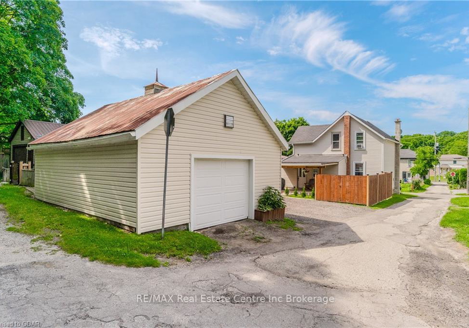 32-walnut-lane-brant-ontario-x11879895