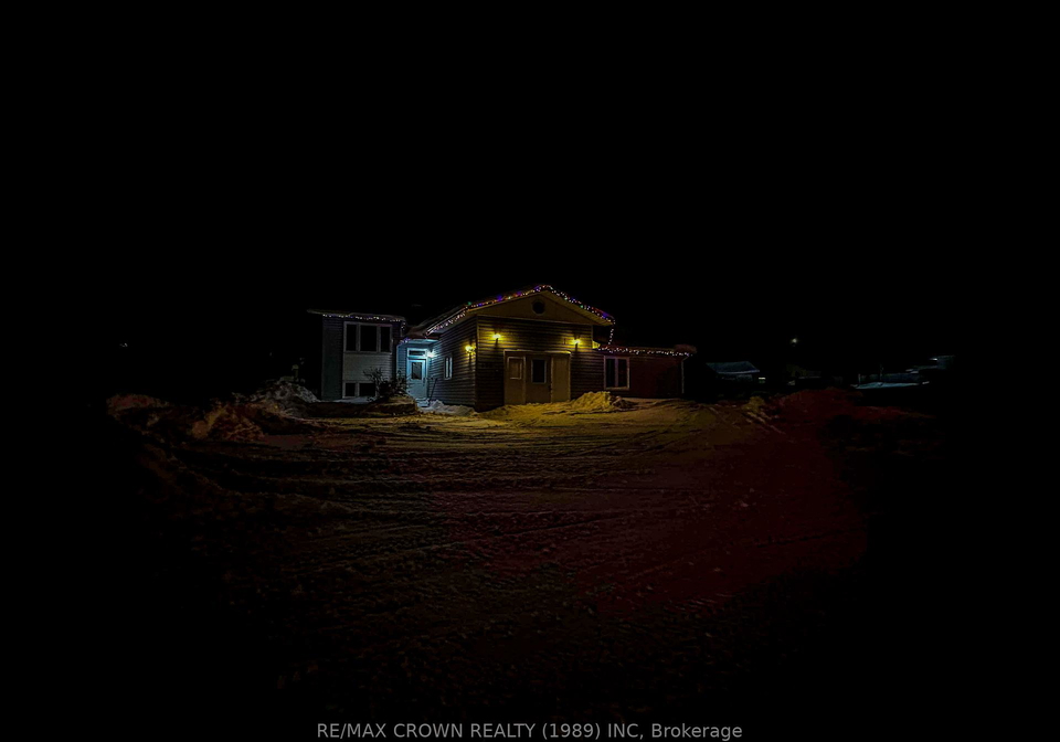 129-front-street-hornepayne-ontario-x11891440