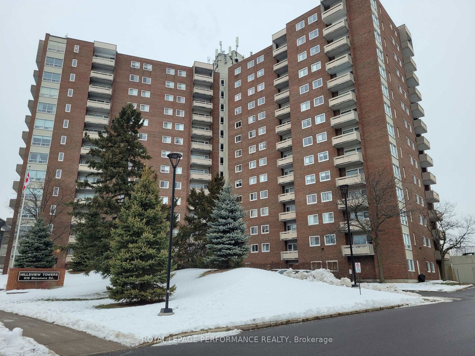 915-elmsmere-road-beacon-hill-north-south-and-area-ontario-x11895765