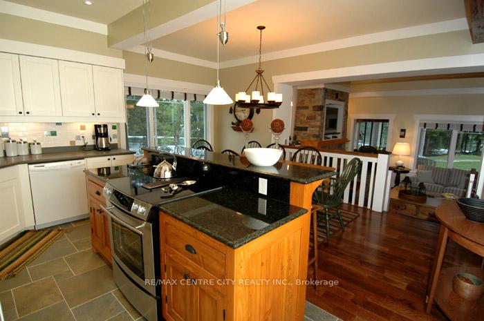 1020-birch-glen-road-lake-of-bays-ontario-x11898735