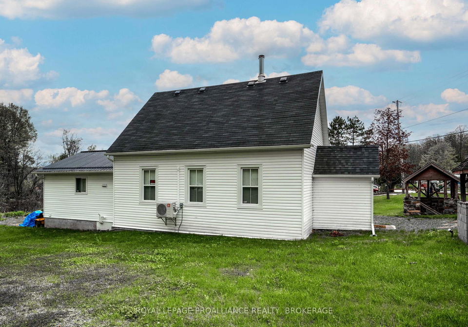 1867-crow-lake-road-central-frontenac-ontario-x11900210