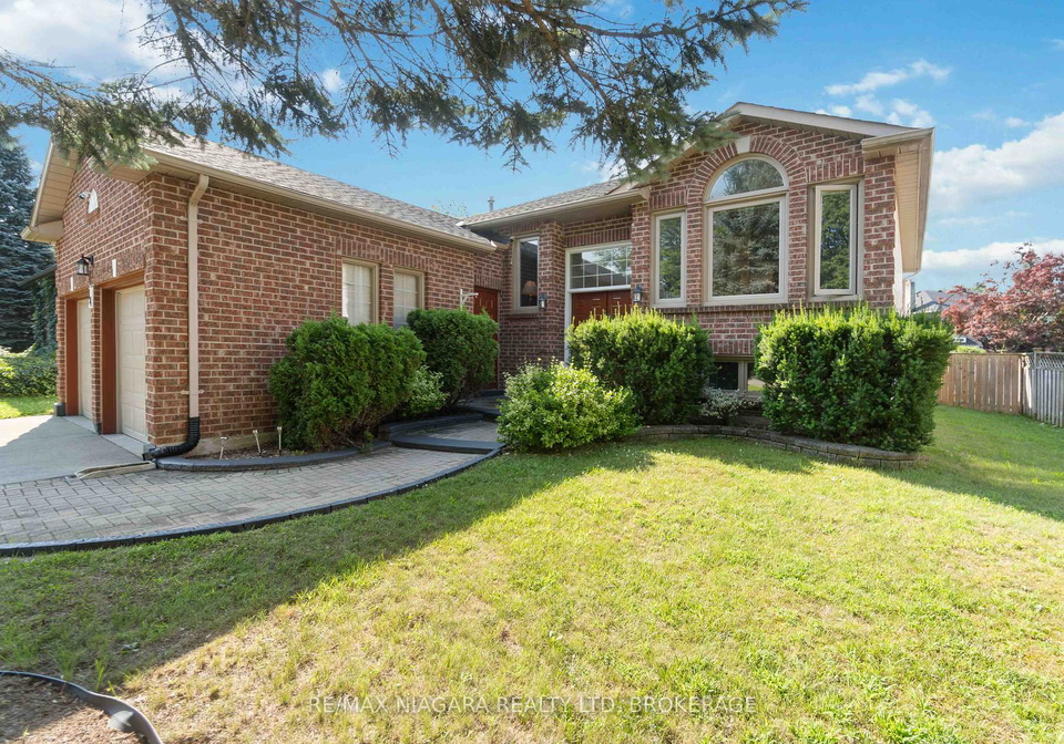 14-meadowbrook-lane-pelham-ontario-x11908577