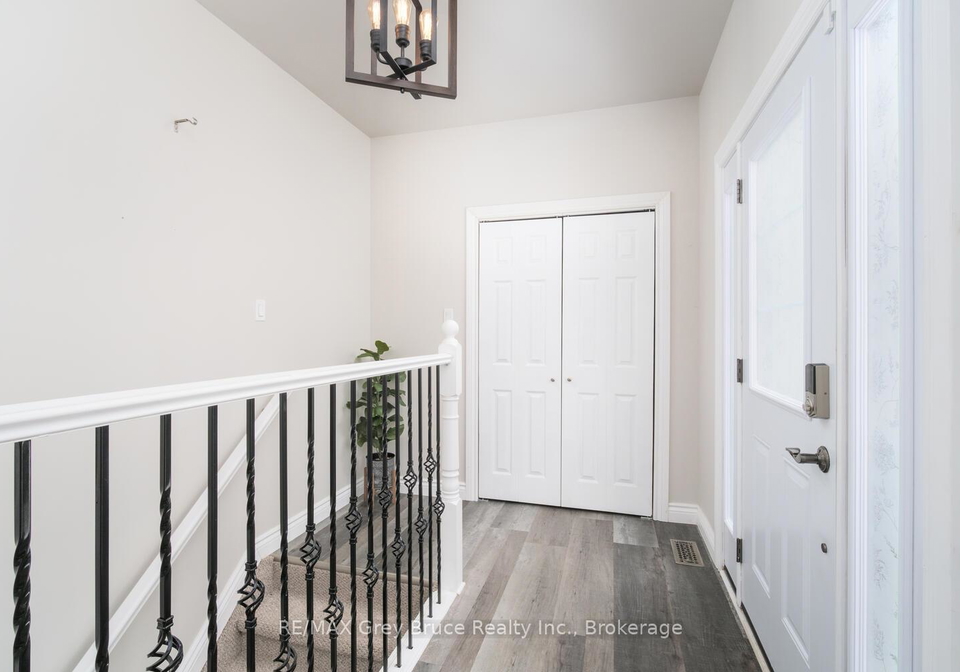 635-18th-street-e-owen-sound-ontario-x11909353