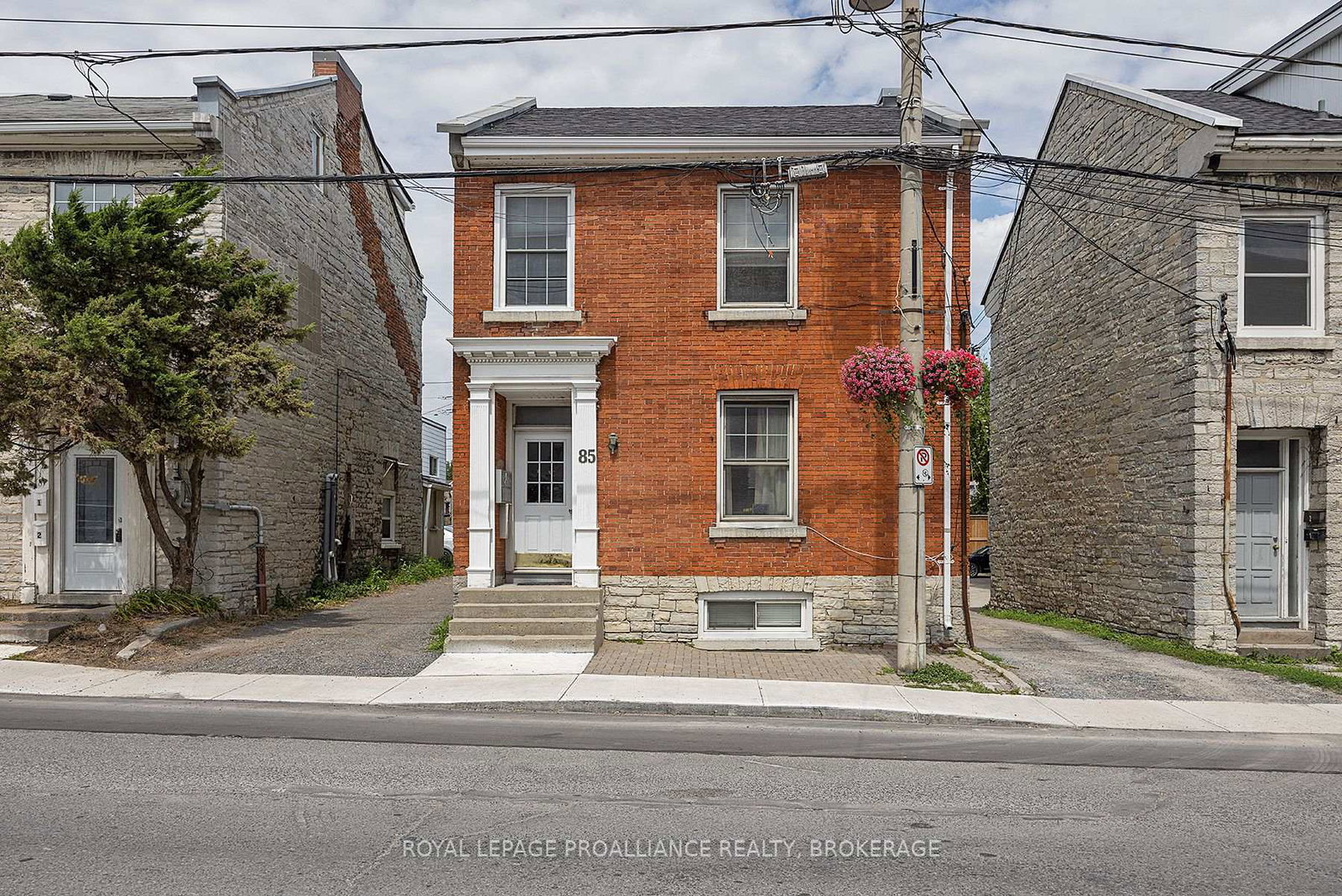 85-queen-street-kingston-ontario-x11910547