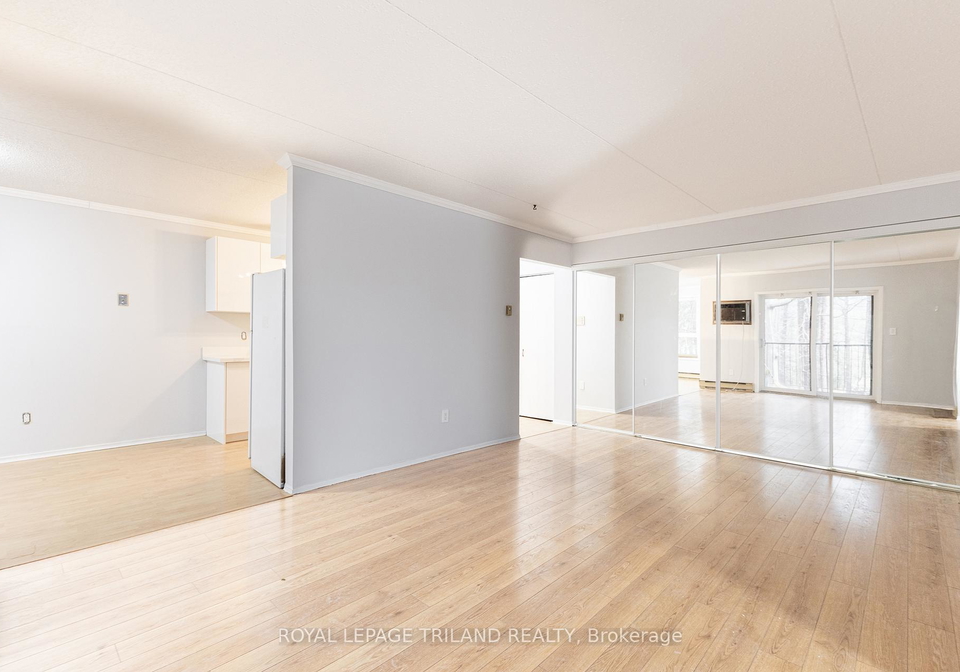 10-lake-road-lambton-shores-ontario-x11910905