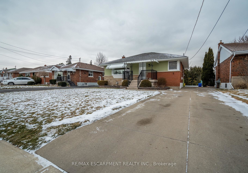 35-wildewood-avenue-hamilton-ontario-x11911635
