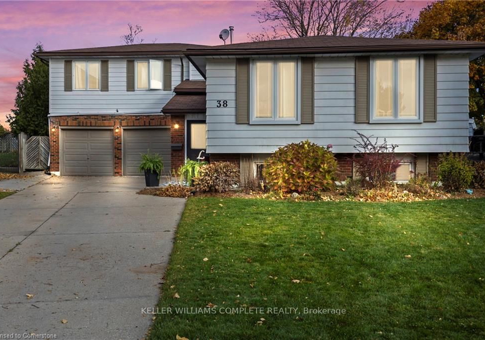 38-brett-court-hamilton-ontario-x11914055