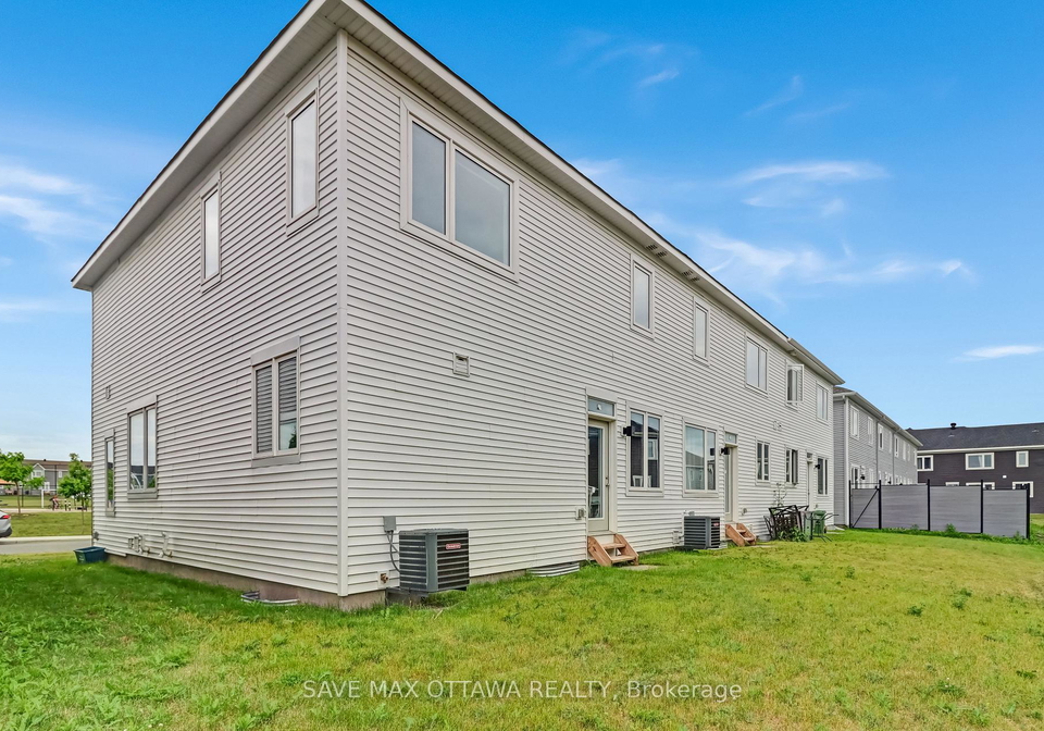 613-chillerton-drive-barrhaven-ontario-x11919562