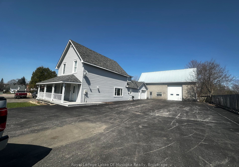 860-muskoka-road-s-gravenhurst-ontario-x11920332