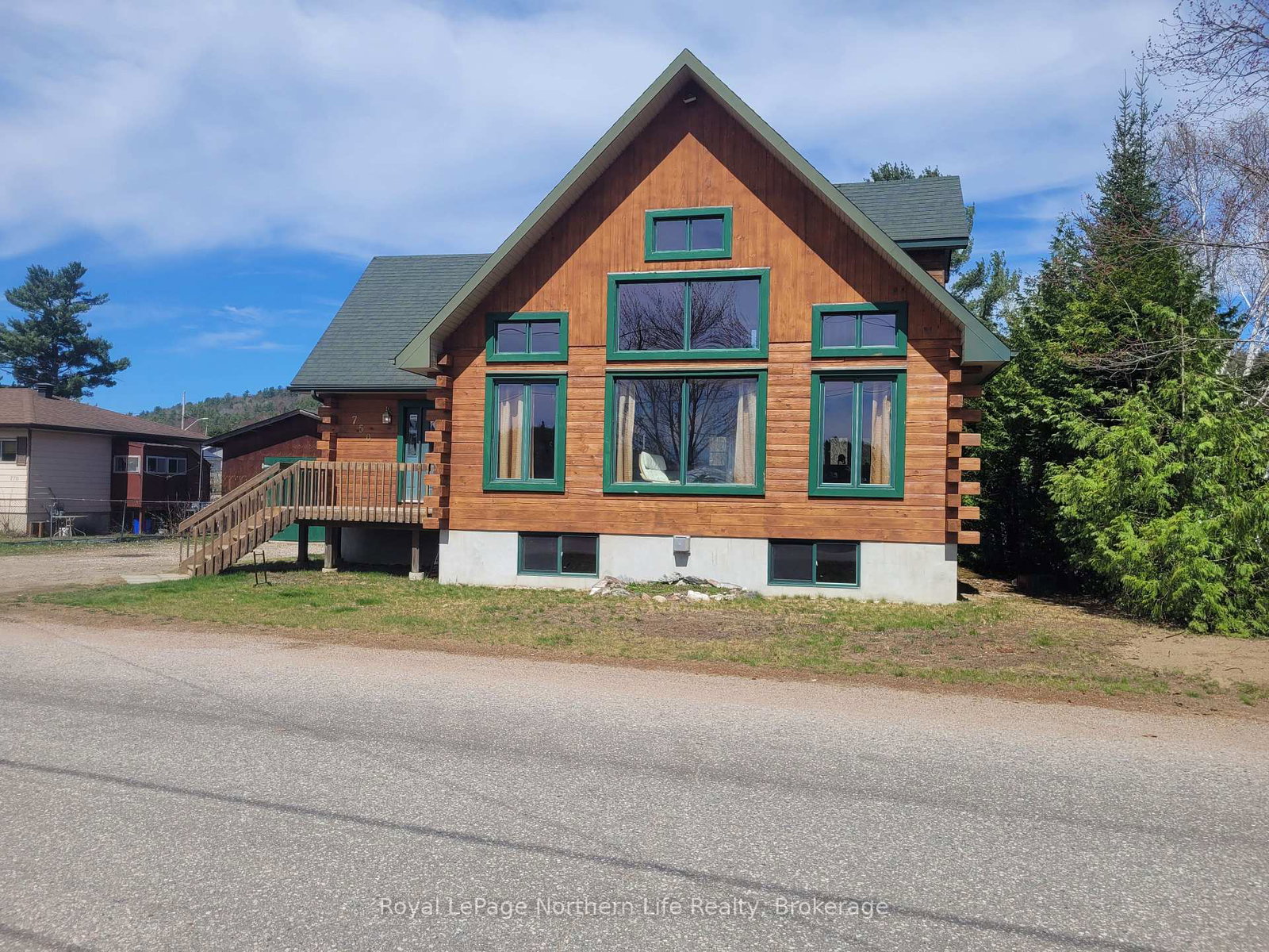 750-bissett-street-mattawa-ontario-x11922765