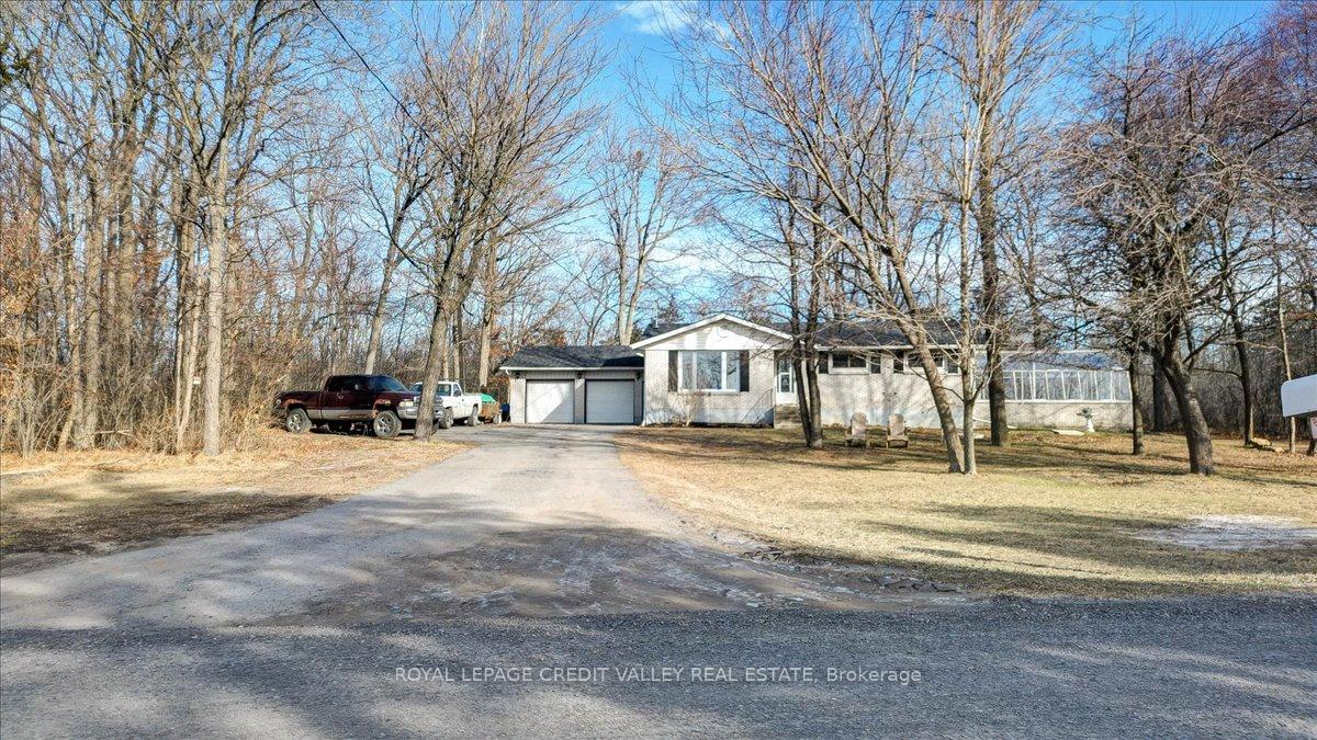 170-crofton-road-n-prince-edward-county-ontario-x11923018