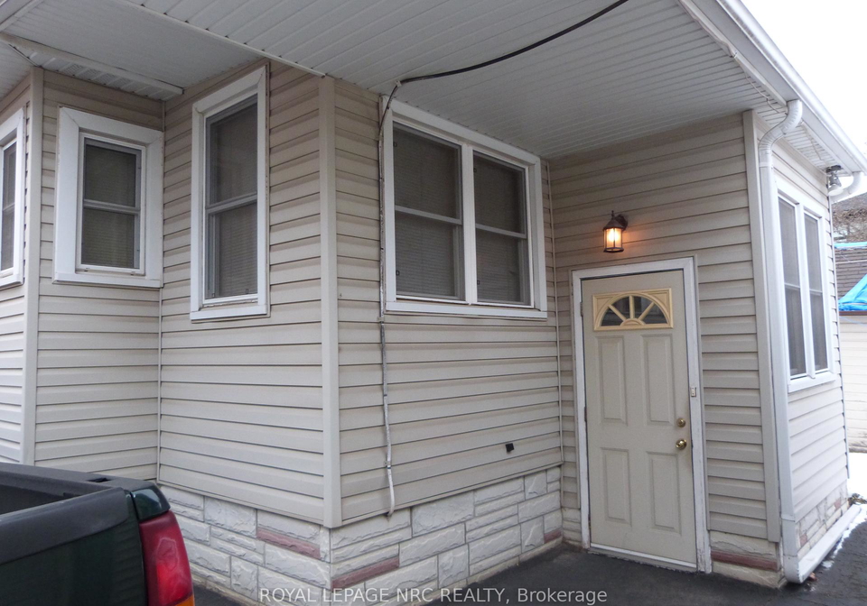 5952-dorchester-road-niagara-falls-ontario-x11925751
