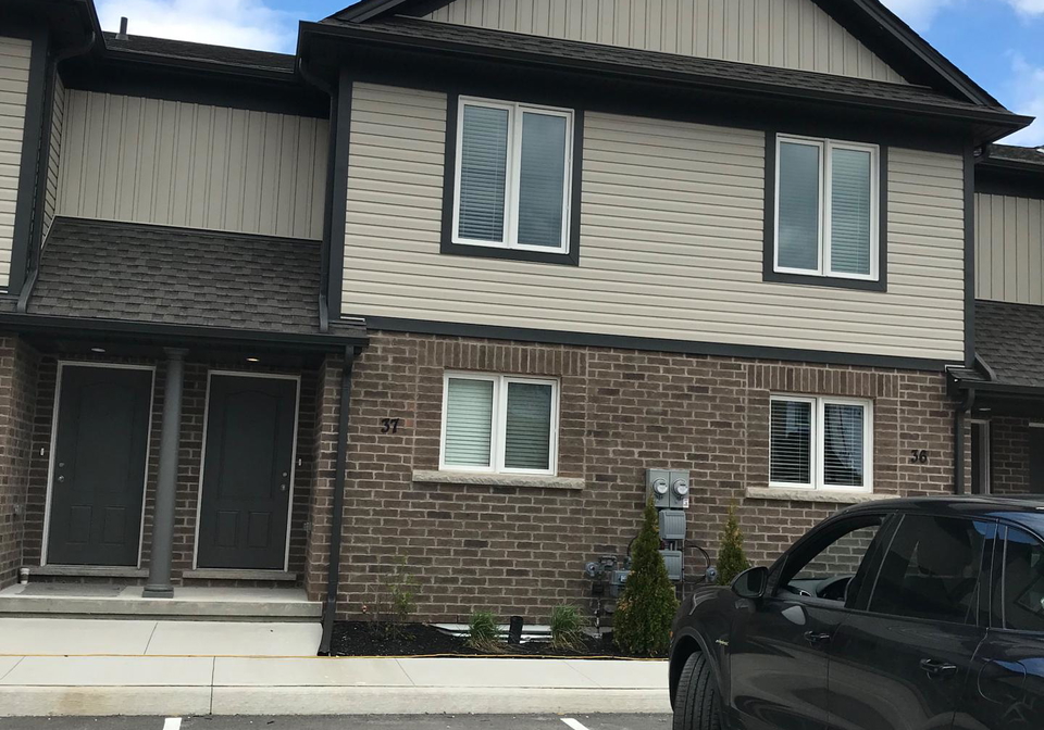 7768-ascot-circle-niagara-falls-ontario-x11940207
