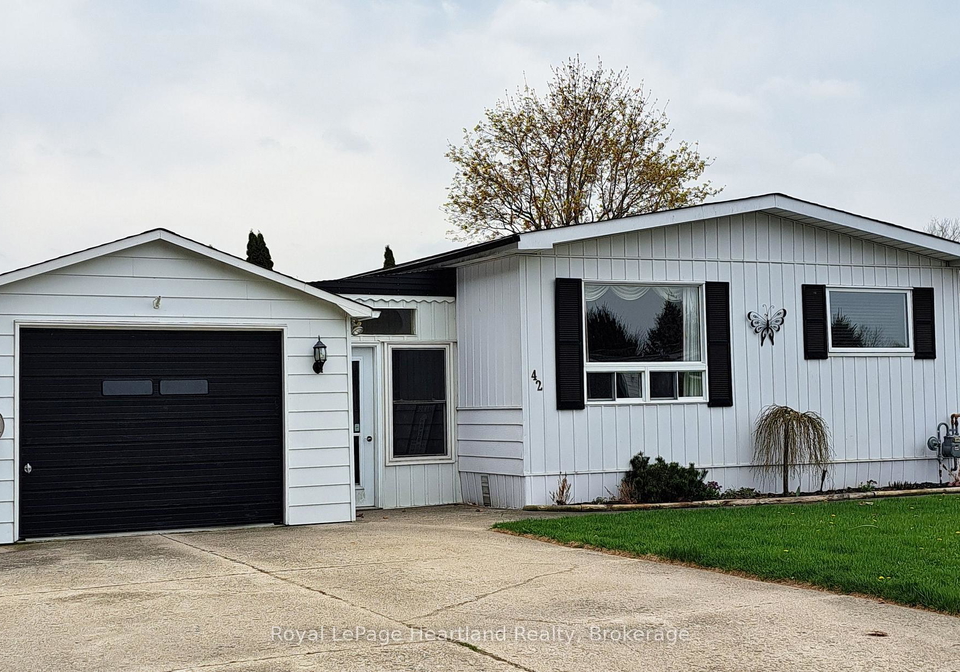 42-stewart-street-strathroy-caradoc-ontario-x11947164