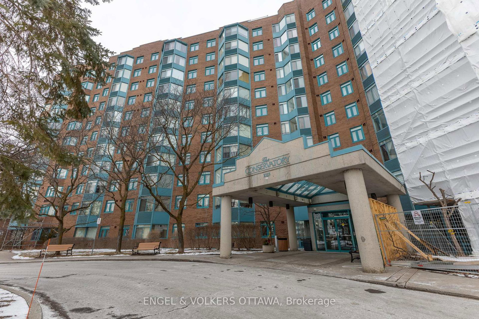 1025-grenon-avenue-britanniaheightsqueenswayterracenandarea-britannia-heights-queensway-terrace-n-and-area-ontario-x11947435