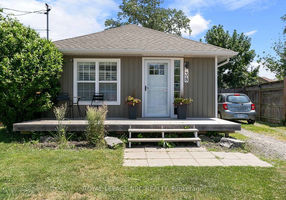 38-lincoln-road-e-fort-erie-ontario-x11947981