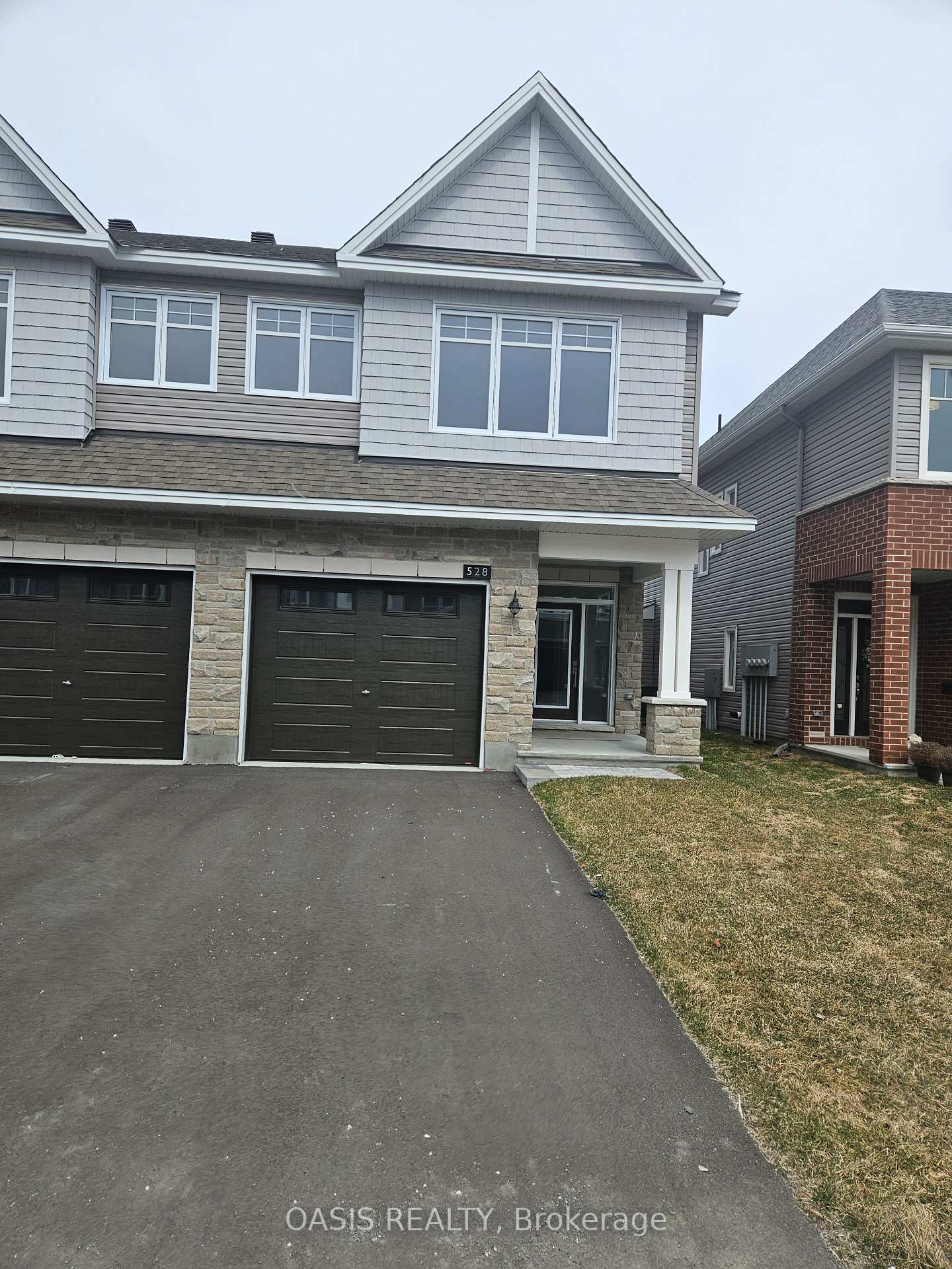 528-sonmarg-crescent-barrhaven-ontario-x11950589