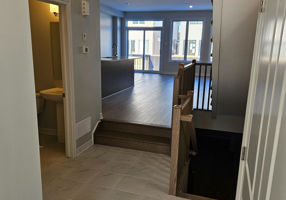 528-sonmarg-crescent-barrhaven-ontario-x11950589