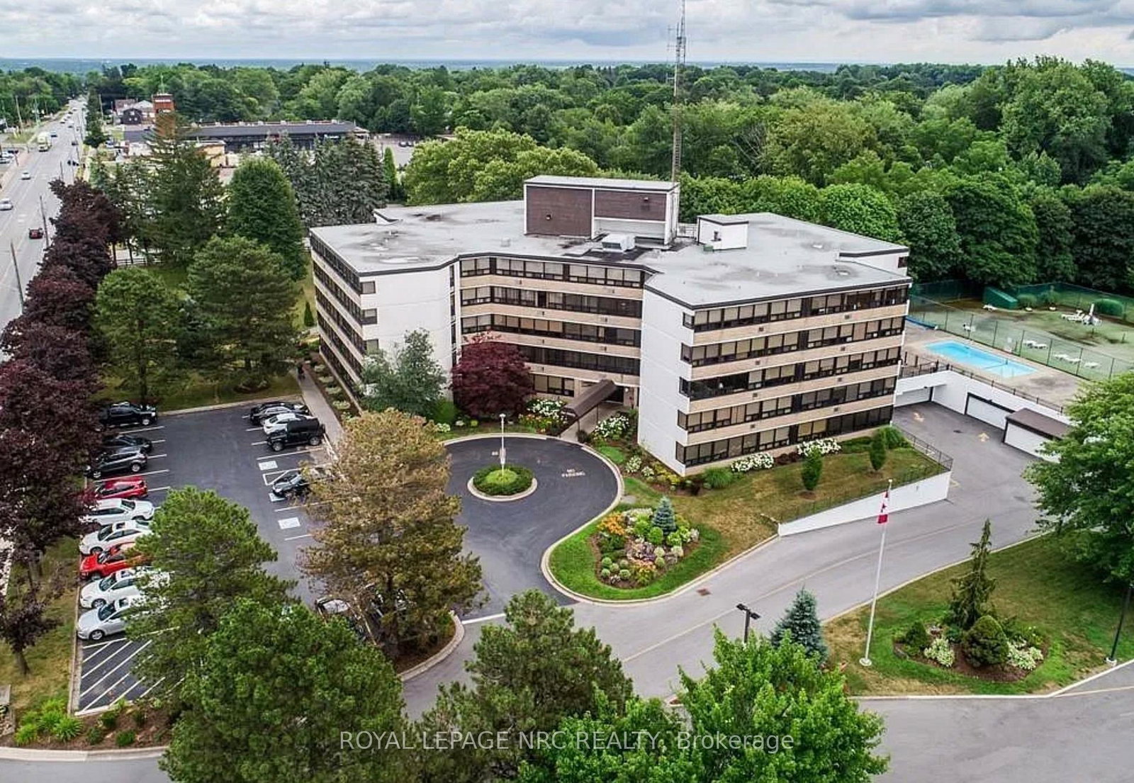 190-highway-20-w-pelham-ontario-x11952092