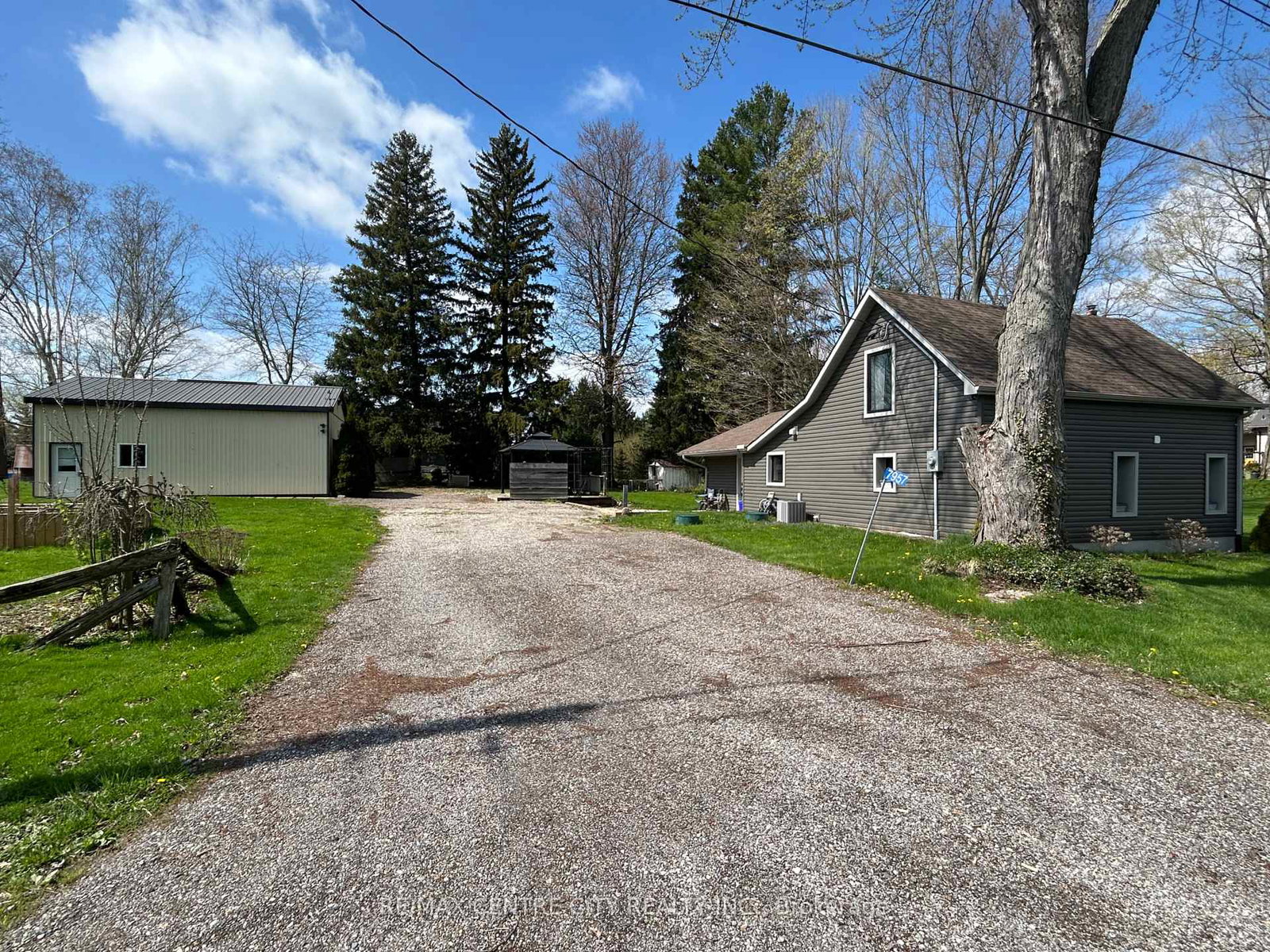 7957-argyle-street-southwold-ontario-x11952151