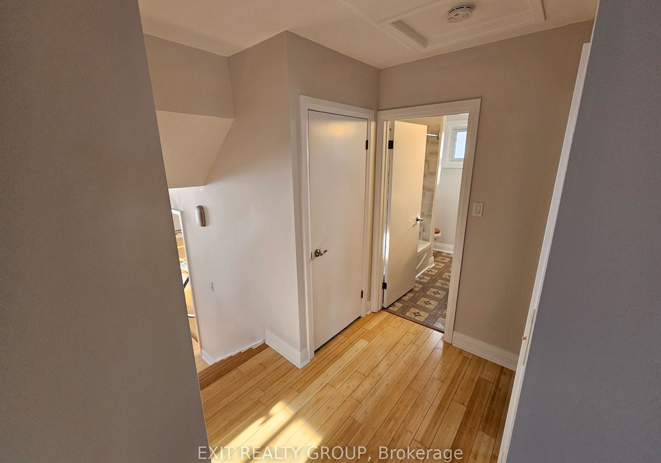 8-village-drive-belleville-ontario-x11952251