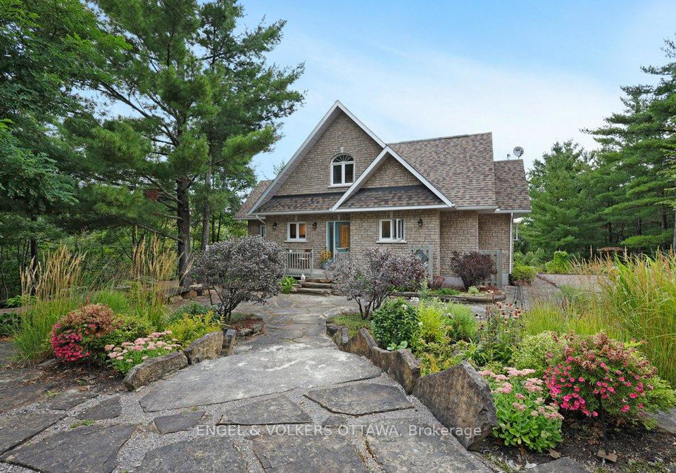916-humphries-road-horton-ontario-x11957167