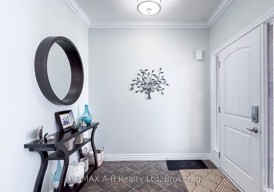115-john-street-lucan-biddulph-ontario-x11958110