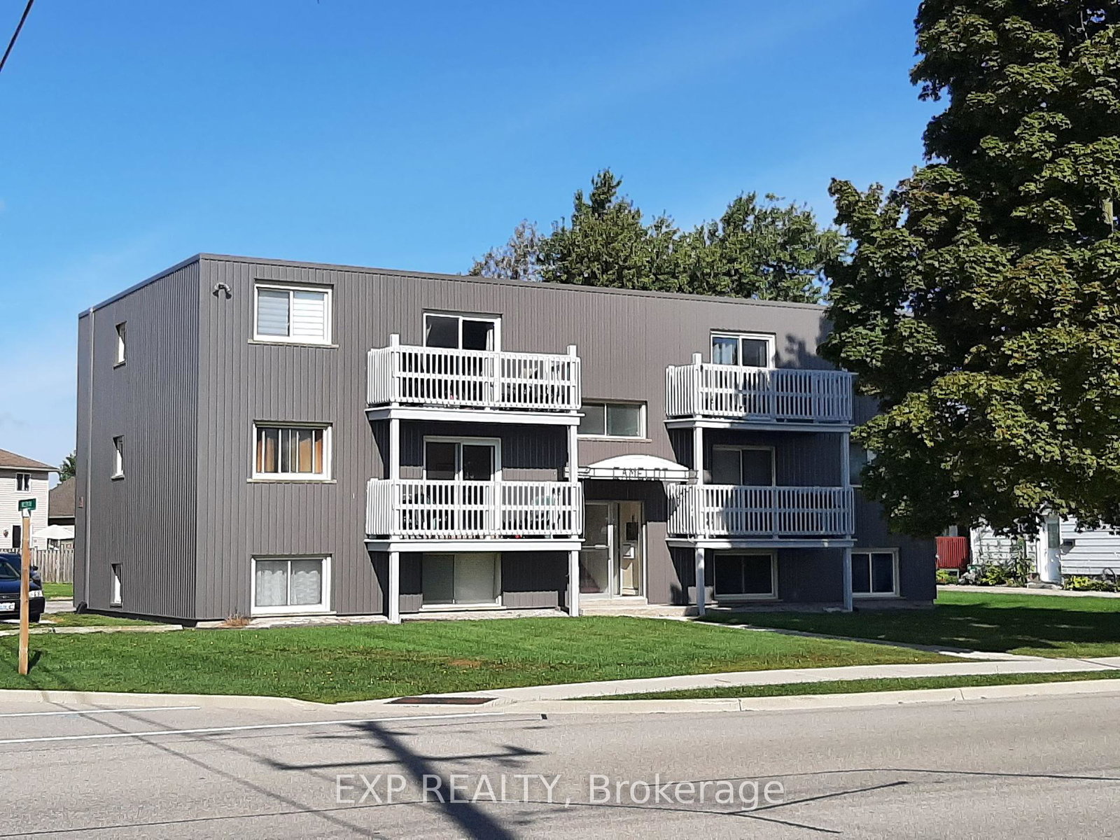 2047-main-street-s-haldimand-ontario-x11959149