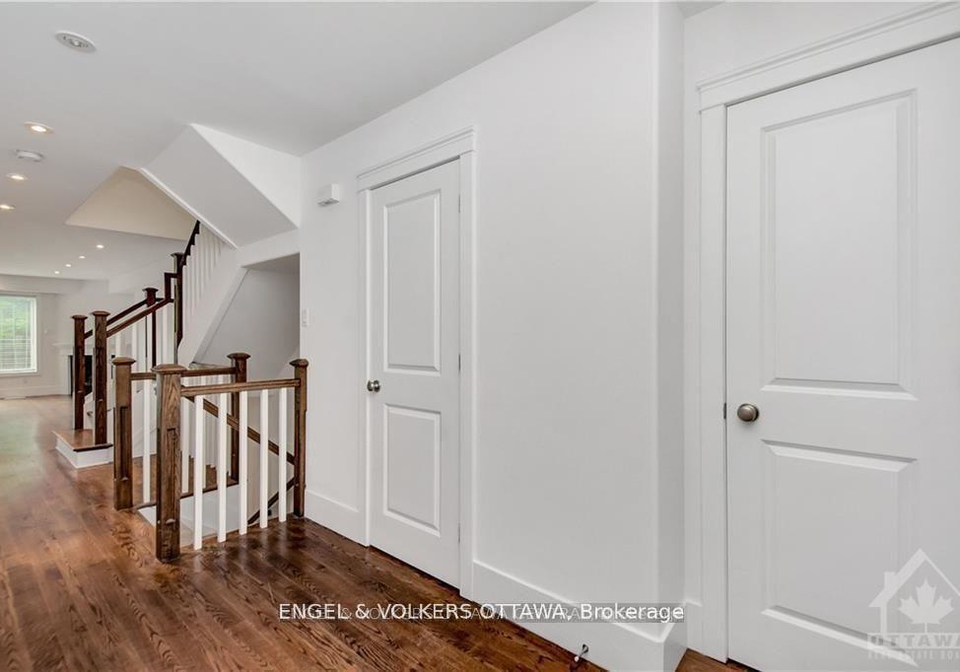 136-montauk-mooneysbaycarletonheightsanarea-ottawa-ontario-x11964072