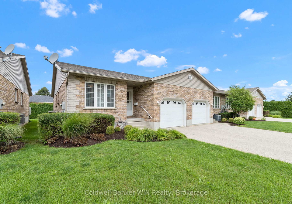 401-birmingham-street-e-wellington-north-ontario-x11966837