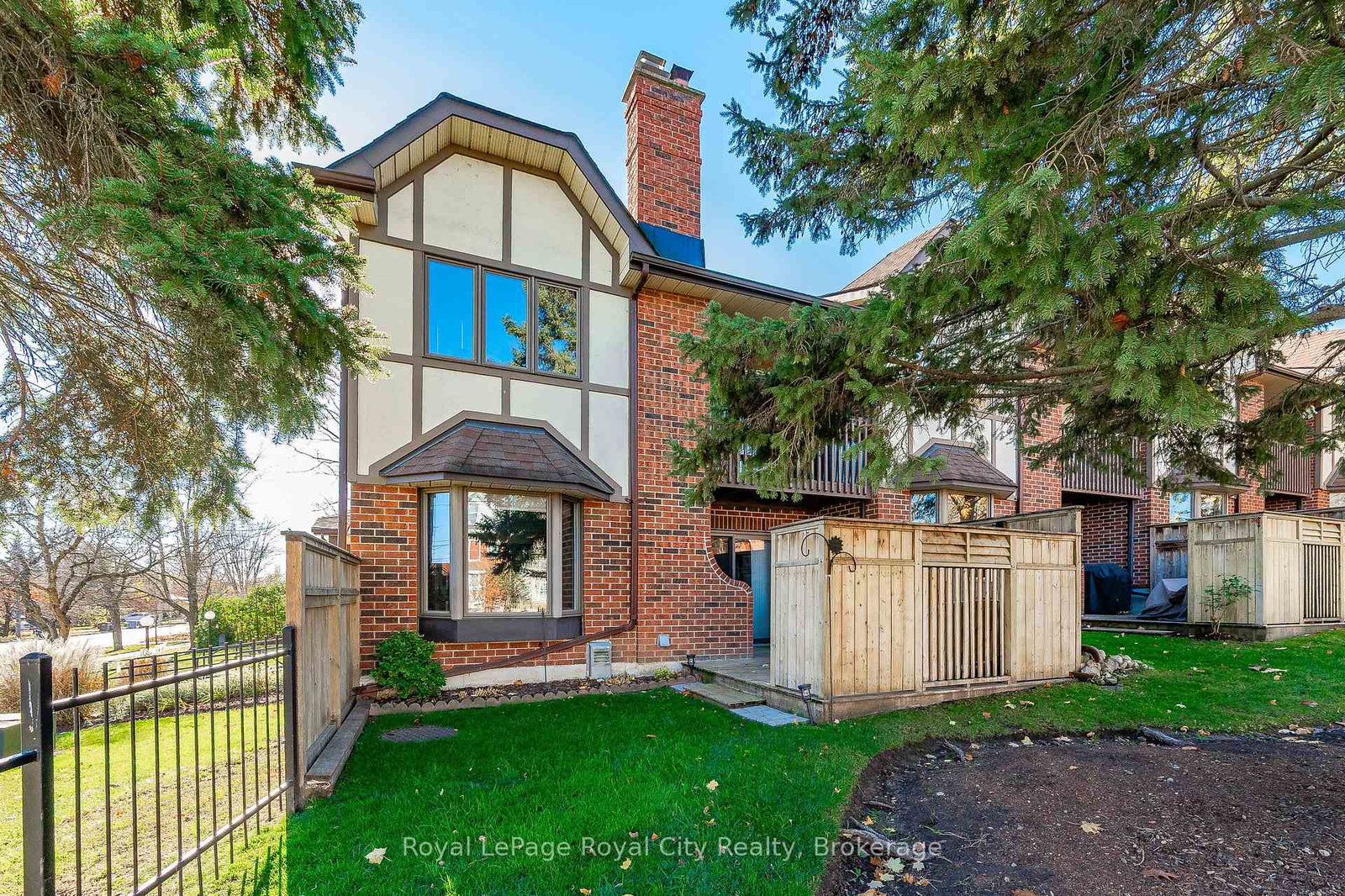 121-waterloo-avenue-guelph-ontario-x11966929