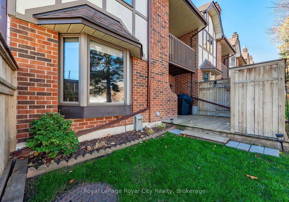 121-waterloo-avenue-guelph-ontario-x11966929