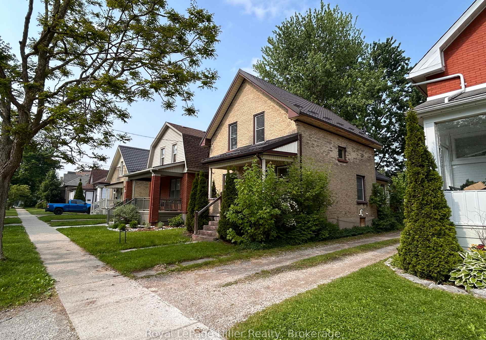 103-mowat-street-stratford-ontario-x11970127