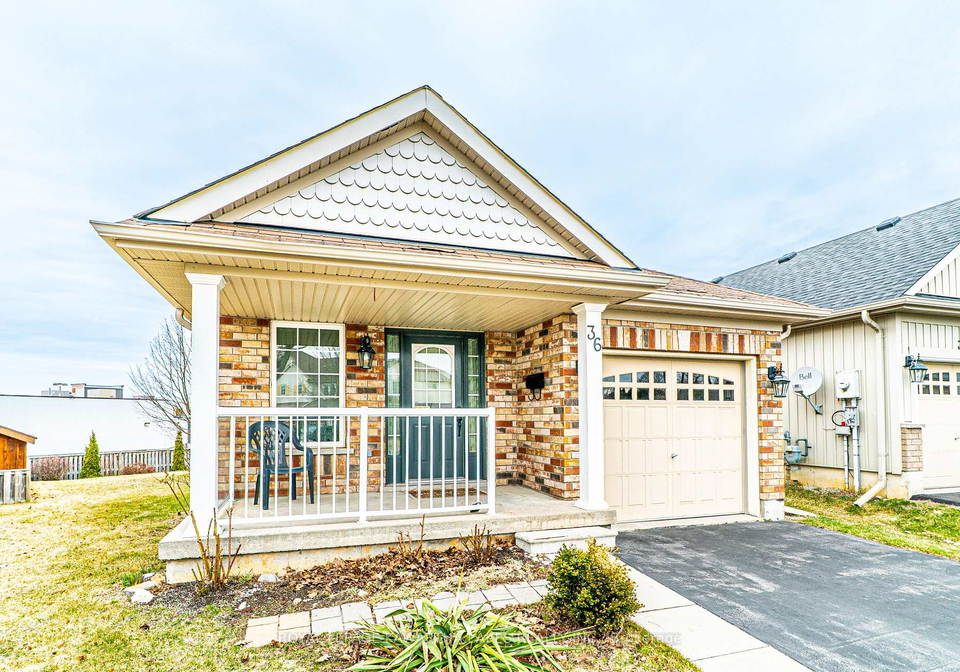 36-fallingbrook-crescent-kawartha-lakes-ontario-x11970988