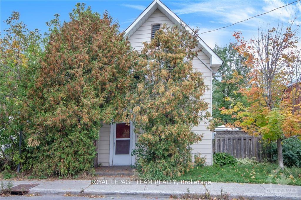 161-163-hinchey-avenue-ottawa-ontario-x11972247