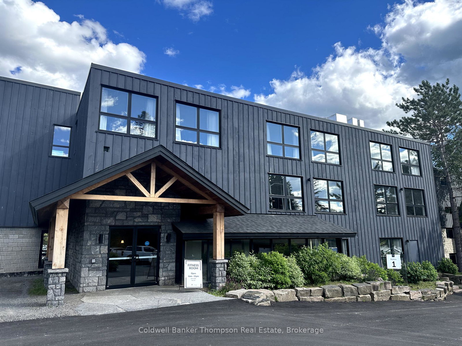 1235-deerhurst-bayshore-drive-huntsville-ontario-x11973480