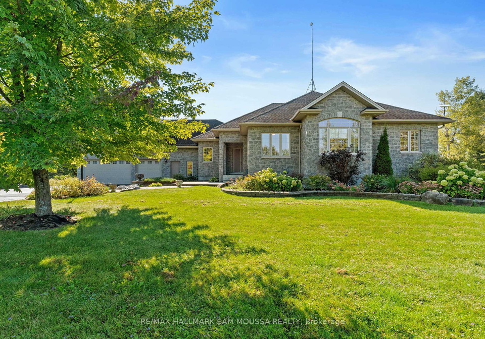 4-lockmasters-lane-north-grenville-ontario-x11978723