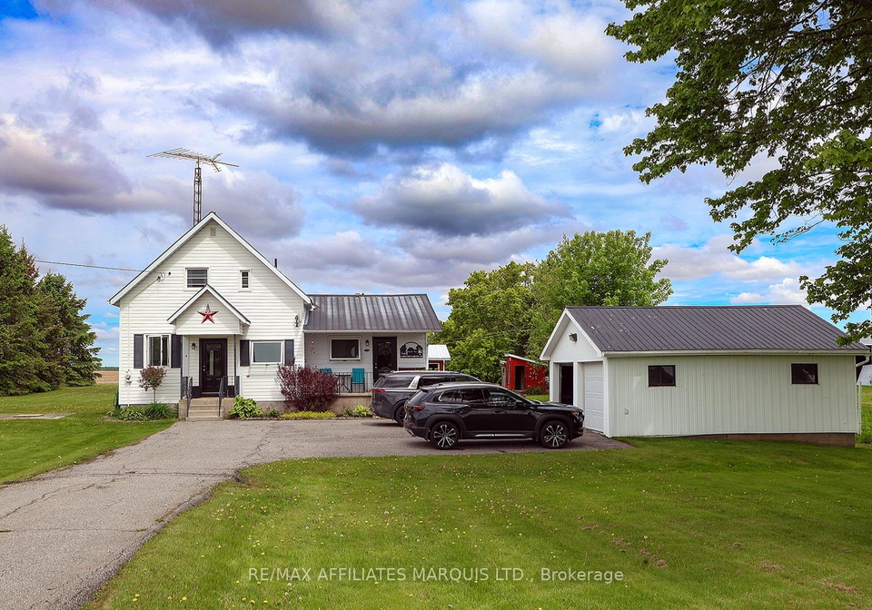 11991-county-road-18-south-dundas-ontario-x11984255