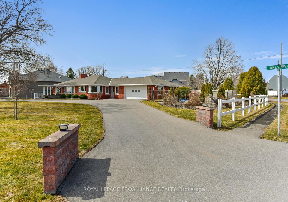26-lakeview-drive-south-dundas-ontario-x11985868