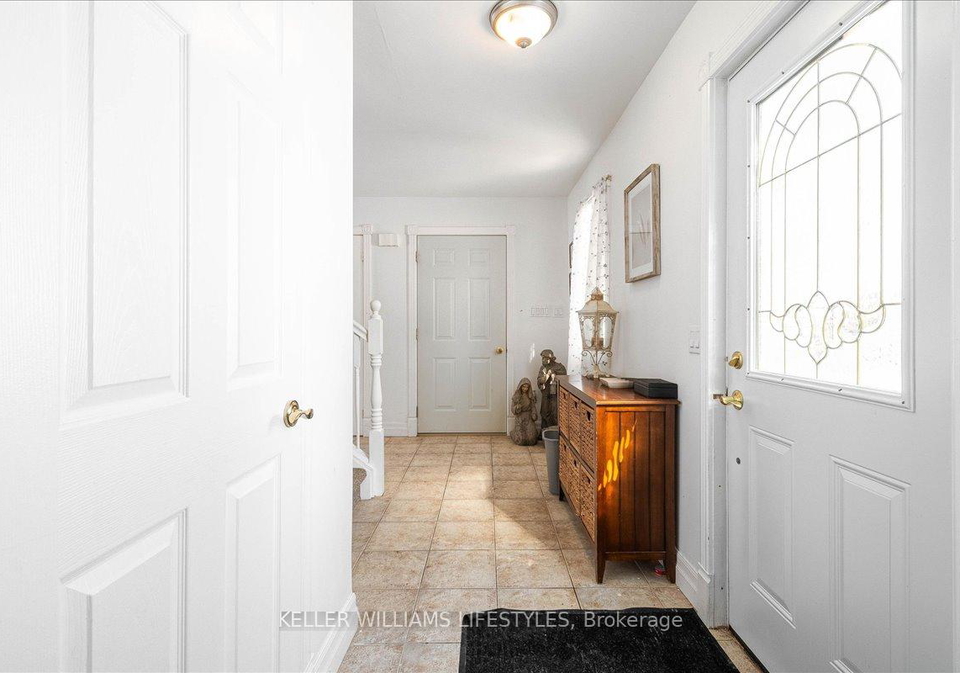 2752-longwoods-road-southwest-middlesex-ontario-x11990684