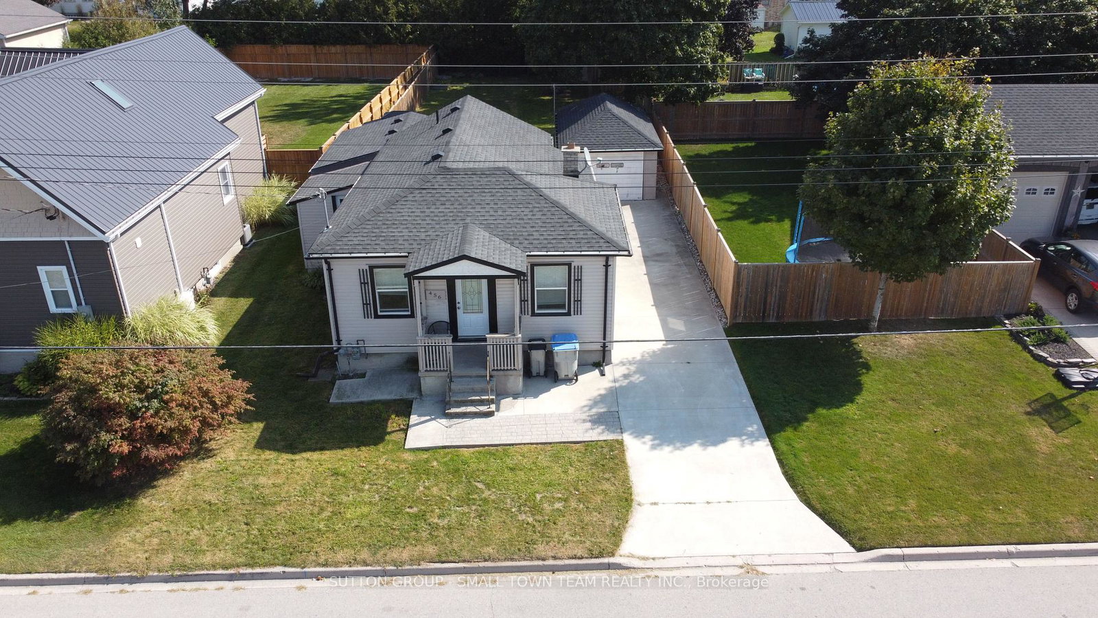 456-andrew-street-south-huron-ontario-x11992281