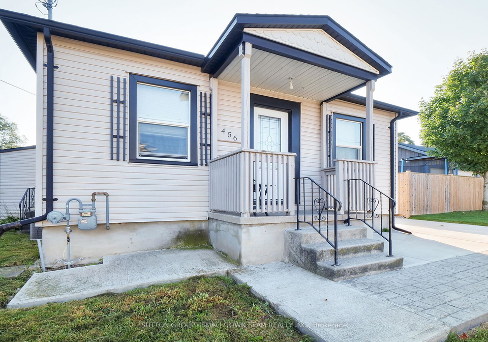 456-andrew-street-south-huron-ontario-x11992281