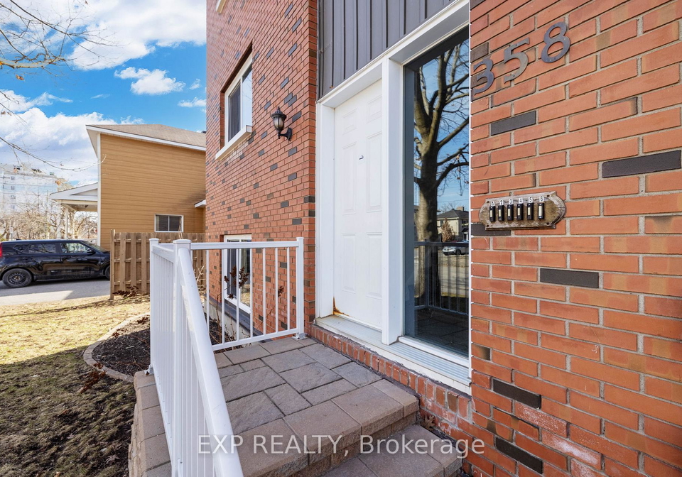 358-winston-avenue-ottawa-ontario-x11993250