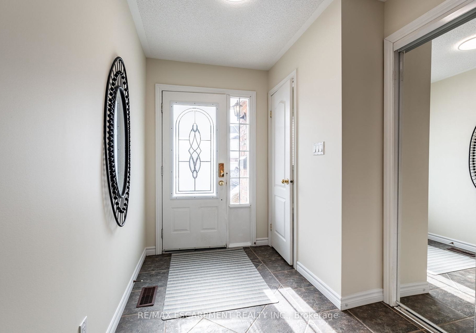 222-fellowes-crescent-hamilton-ontario-x11994095