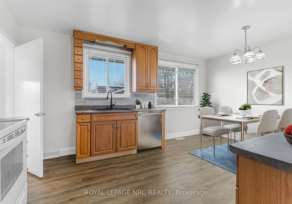 5-ashford-place-st-catharines-ontario-x11996642