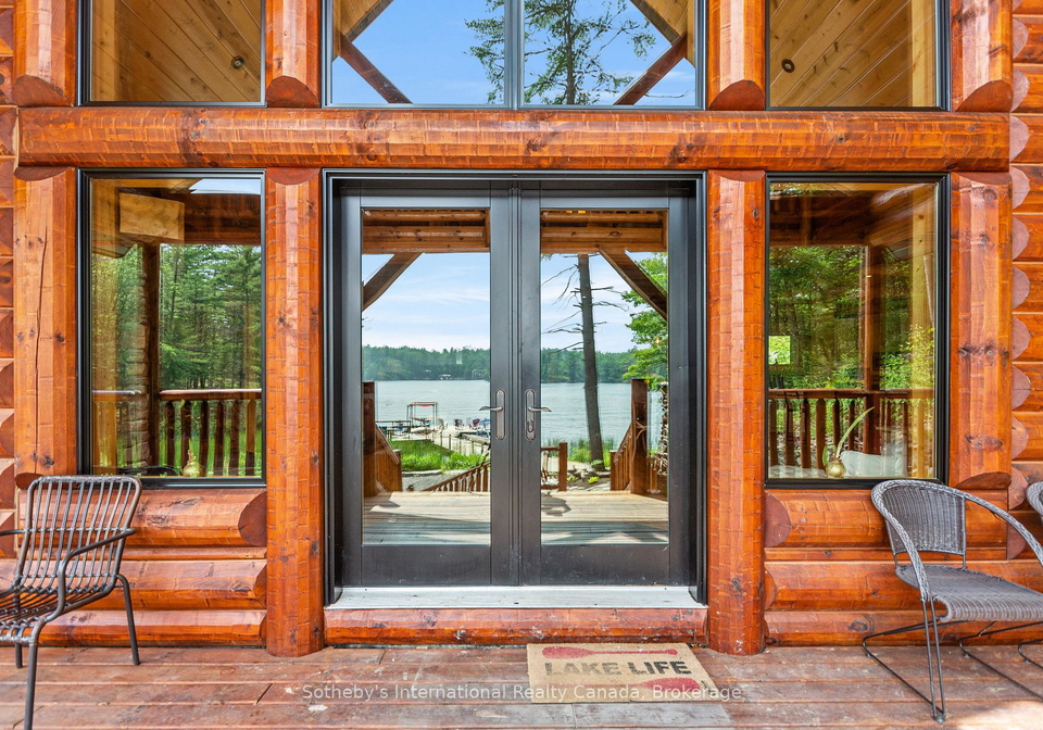 6184-go-home-lake-shore-georgian-bay-ontario-x11997937