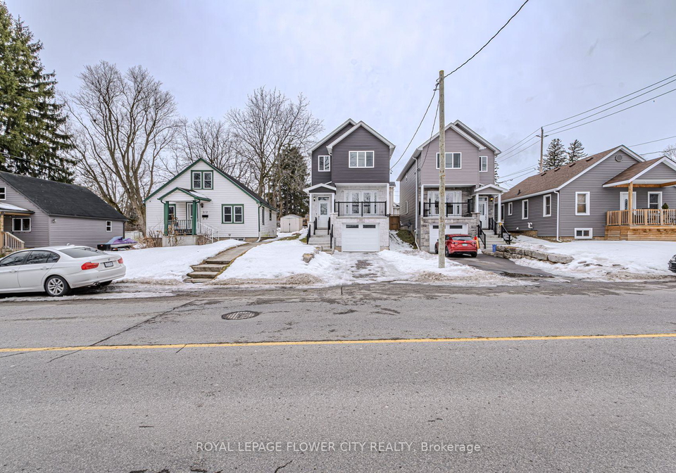 210-queen-street-e-norfolk-ontario-x11998394