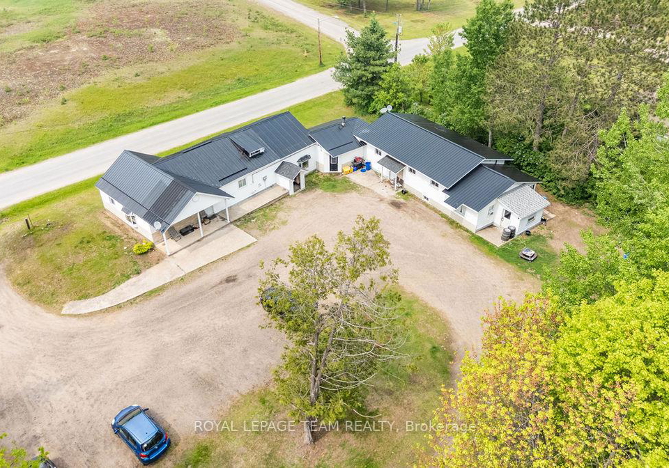 36-mill-yard-road-laurentian-hills-ontario-x12009853