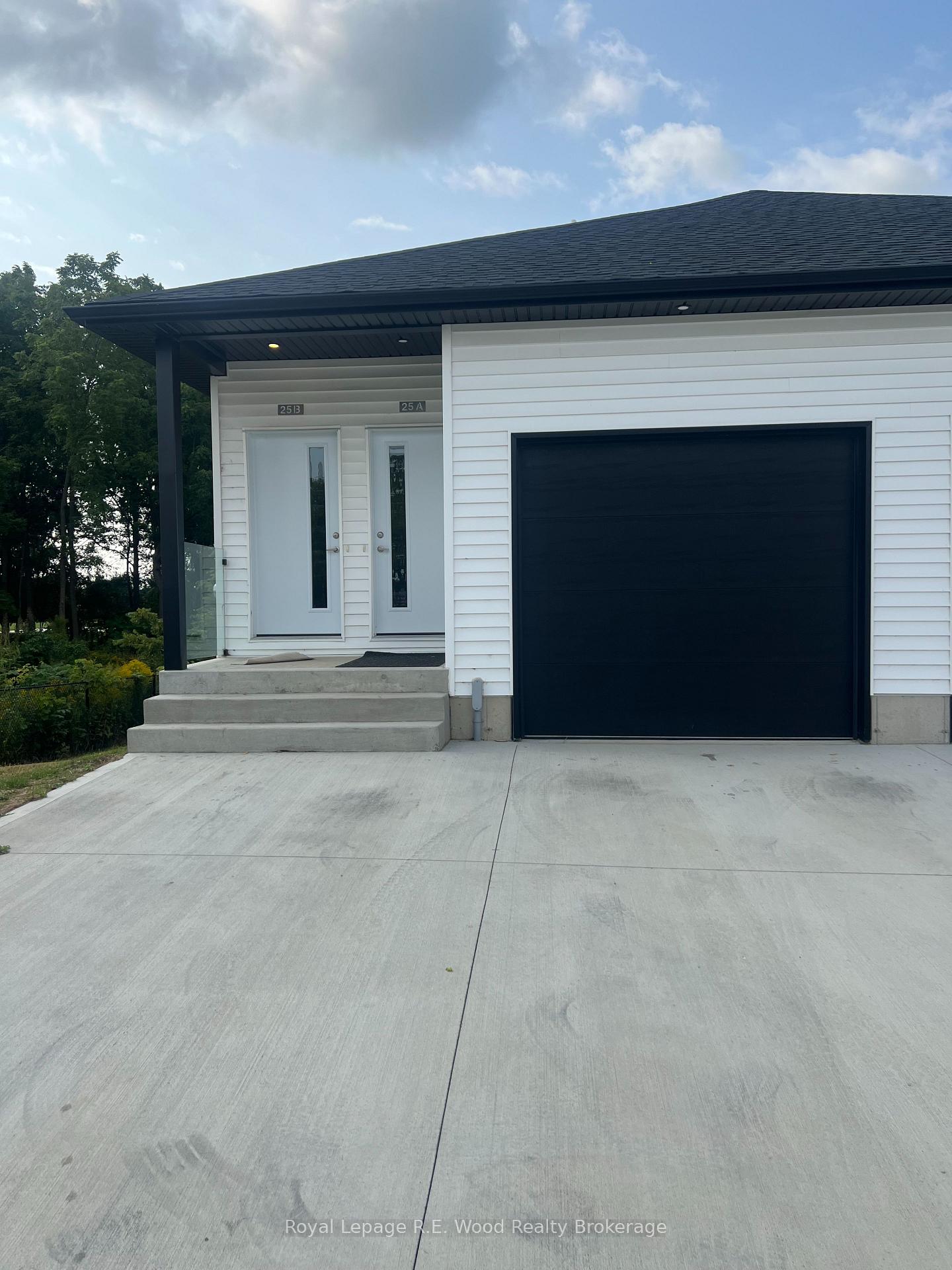 37a-john-street-s-aylmer-ontario-x12015009