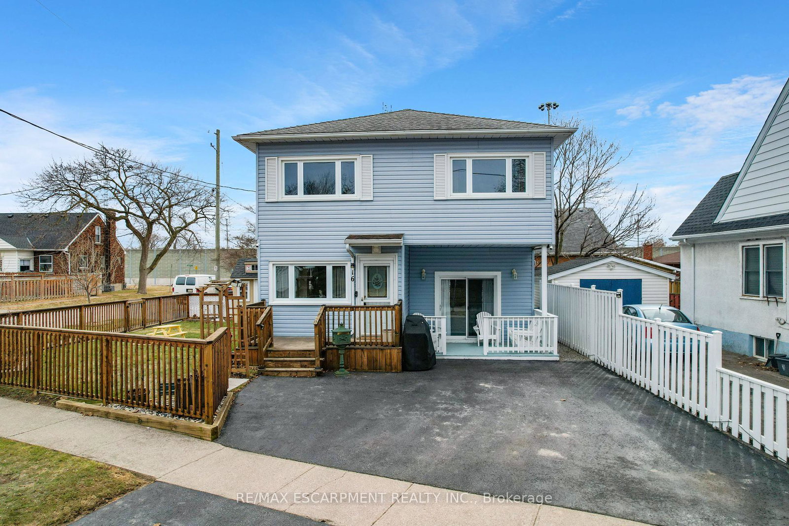 16-kingsway-crescent-st-catharines-ontario-x12017938